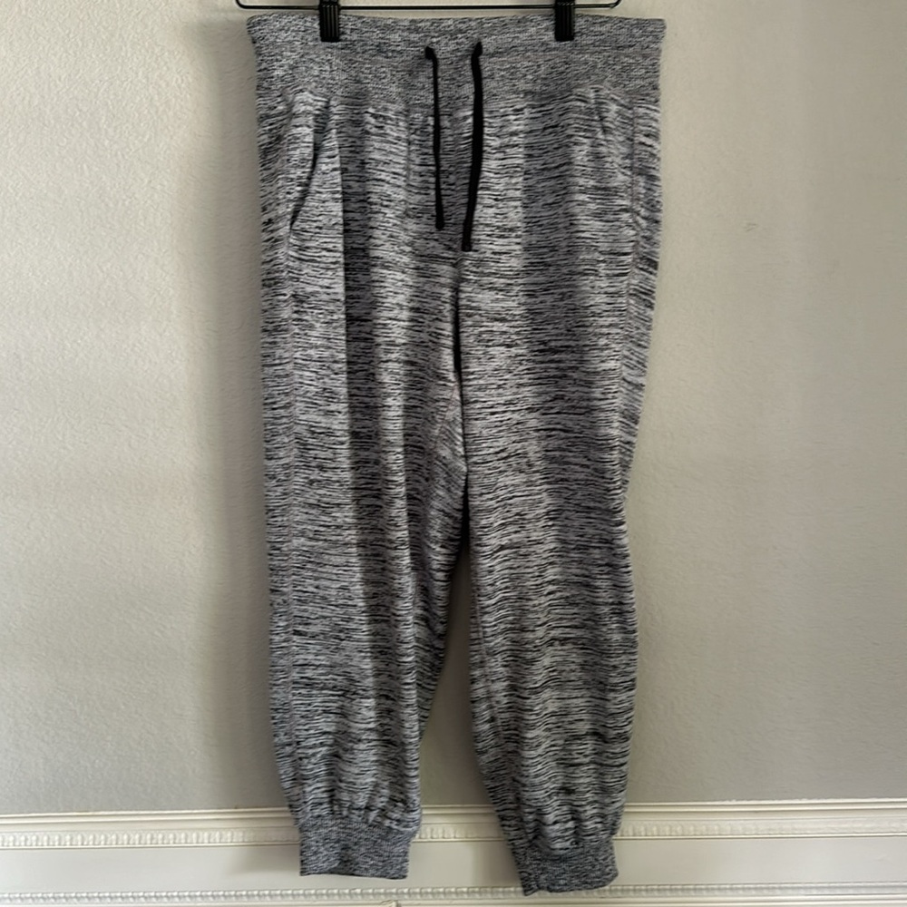 Athleta heather grey sweatpants